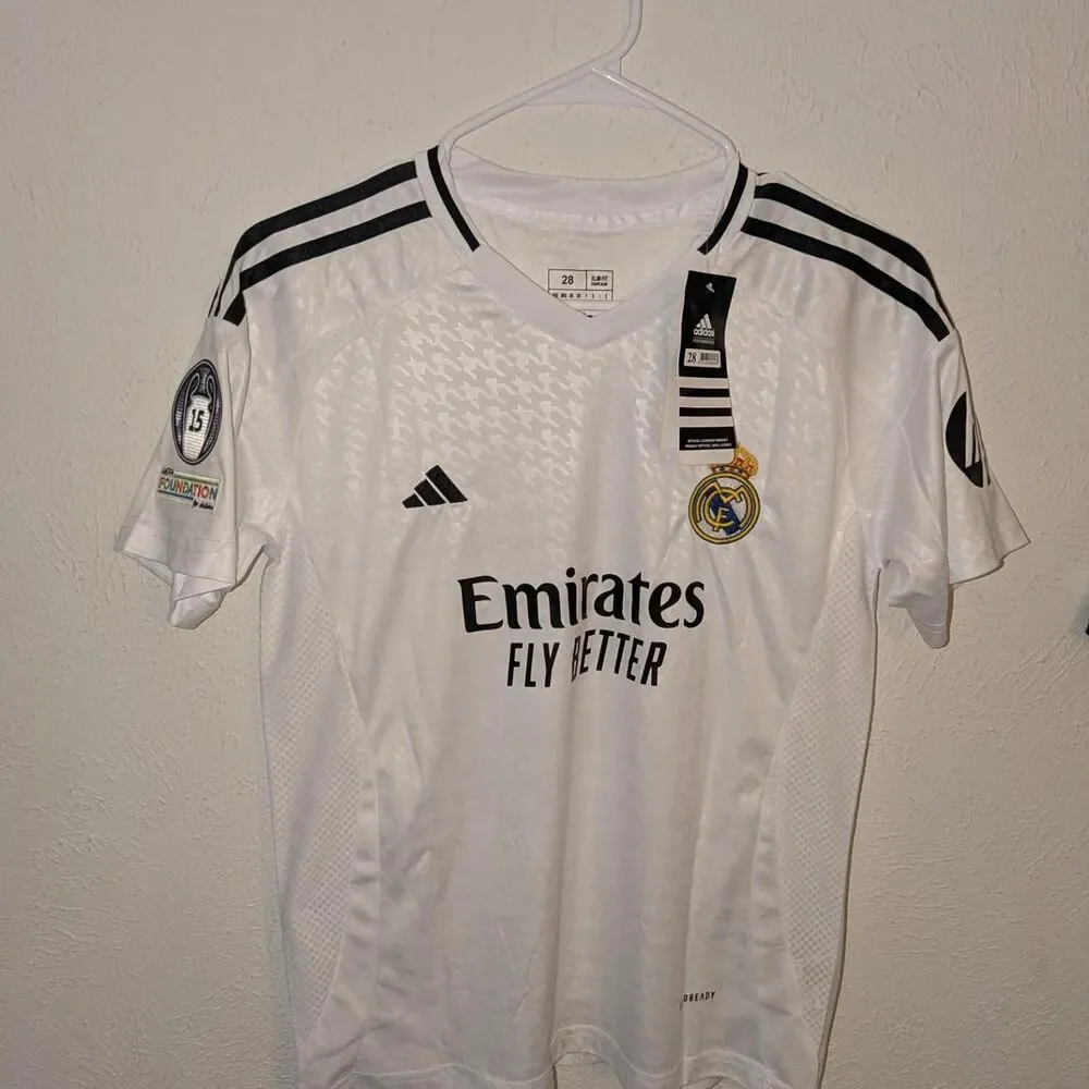 Adidas Men's White T-shirt